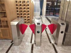 周莊翼閘門禁安裝完成投入使用